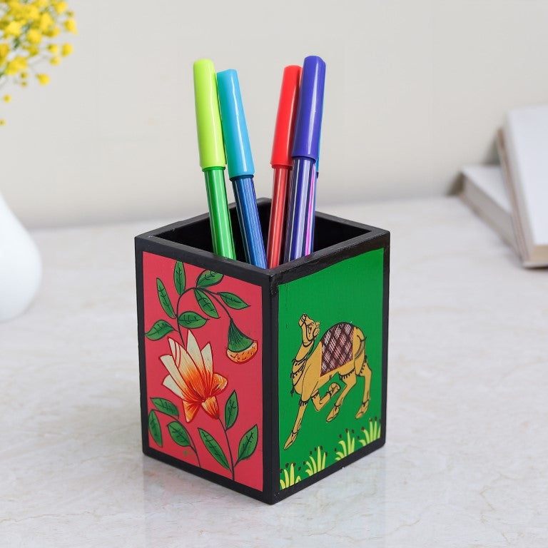 Camel Printed Wooden Pen Holder