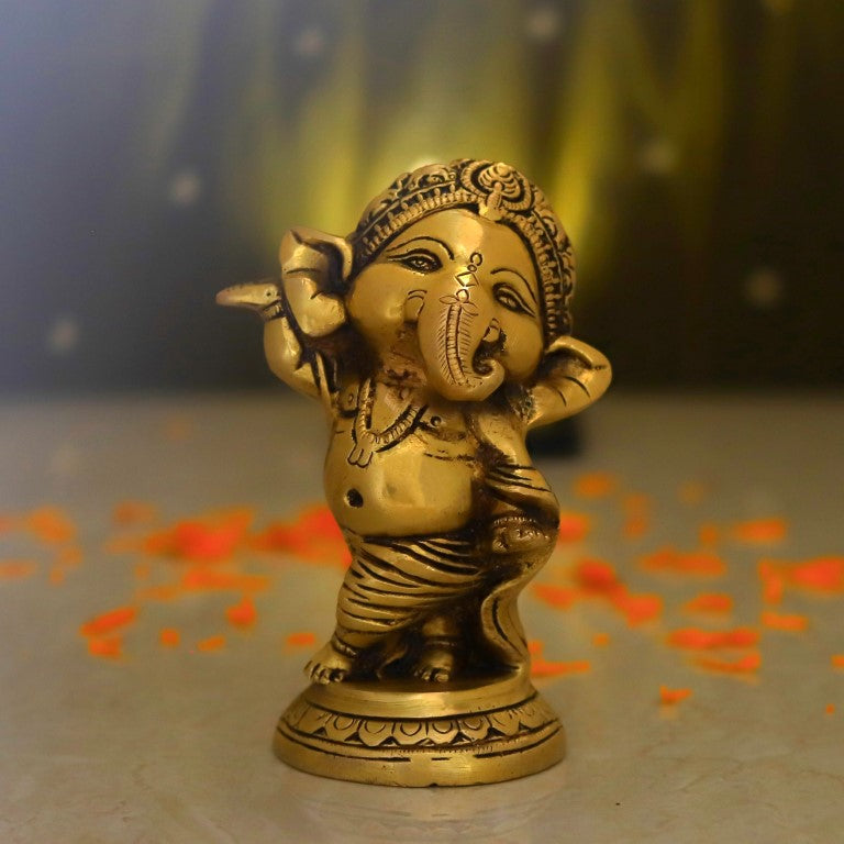 Brass Music Ganesh Idol Baby Ganesh Playing Flute In Standing Poistion Murti Ganesha Figurine Vinayak Sculpture for Home Entrance Ganesh Chaturthi Bal Ganesh Murti Bansuri Ganesh Statue