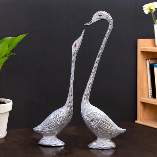 Home Decor  White Metal Beautiful Swan Pair Statue Decorative Showpiece