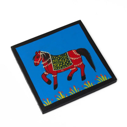 Horse printed wooden tea coaster set