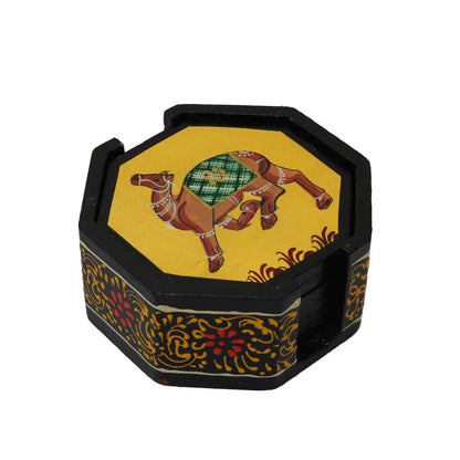 Camel printed wooden tea coaster set